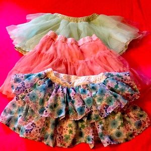 There cute poofy shirts (tutu type)